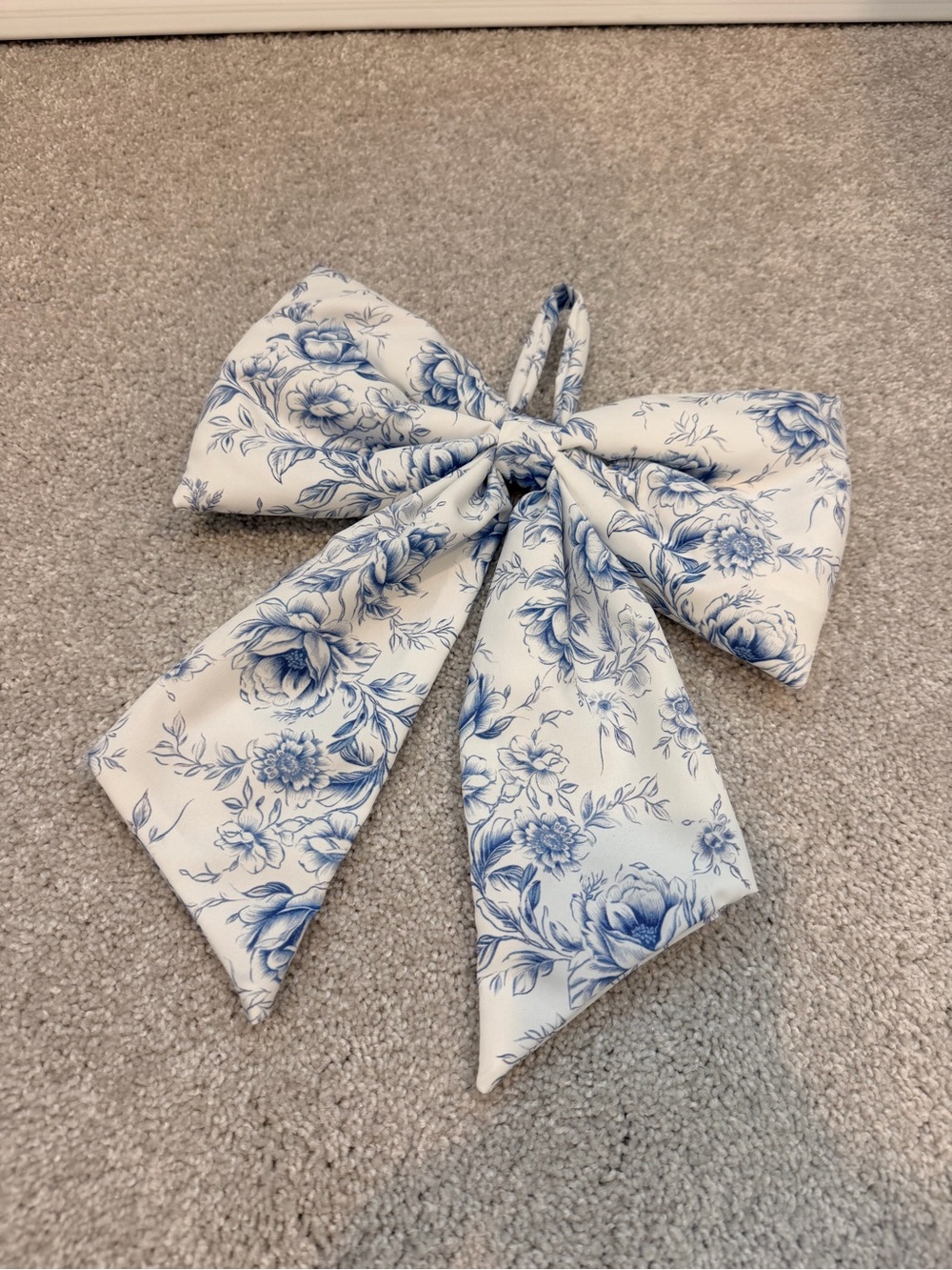My Texas House Floral Decorative Blue and White Bow